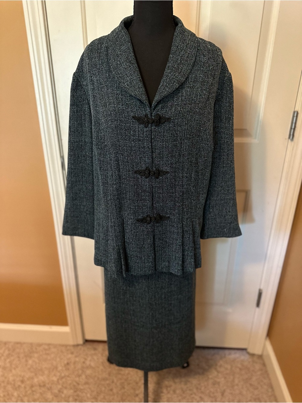 Danny & Nicole Teal Blue Lined Jacket with matching skirt